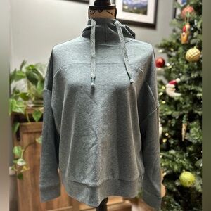 Calia by Carrie Underwood light sweatshirt, size XS.